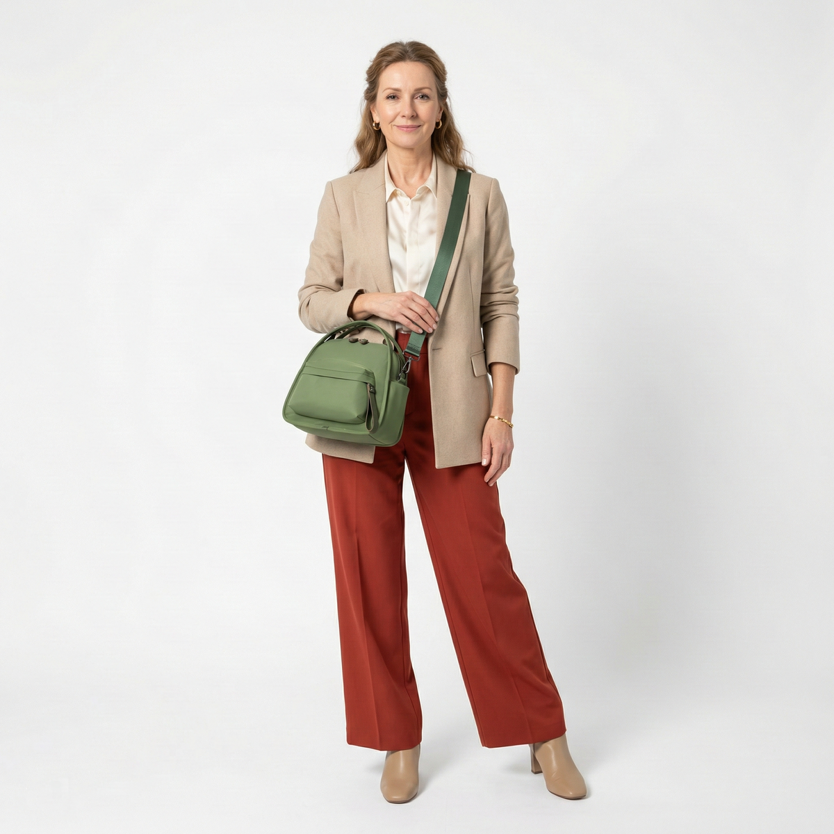 Multi-Pocket Crossbody Bag – Monceau Adjustable Strap — Green, crossbody outfit styling | BTendance