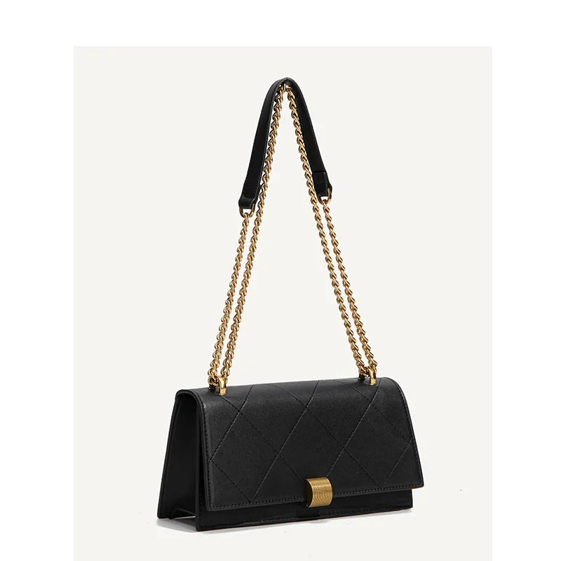 Geometric stitched chain shoulder bag – Black bag, angled front view | BTendance