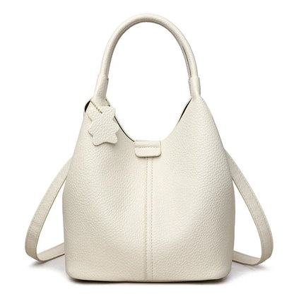 Bucket handbag with shoulder strap and bear charm – Ivory bag, front view | BTendance