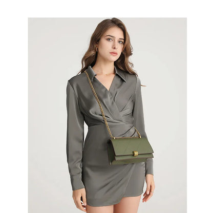 Geometric stitched chain shoulder bag – Olive green bag worn across the body | BTendance