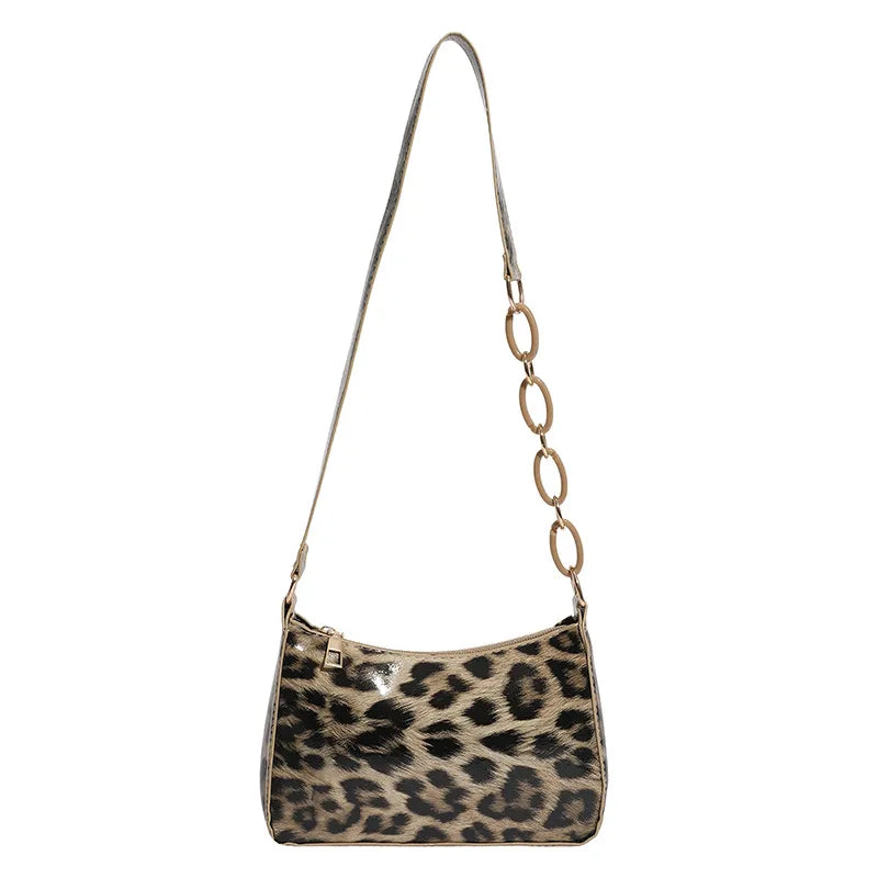 Leopard print bag with chain detail strap – Beige leopard bag with full strap shown | BTendance