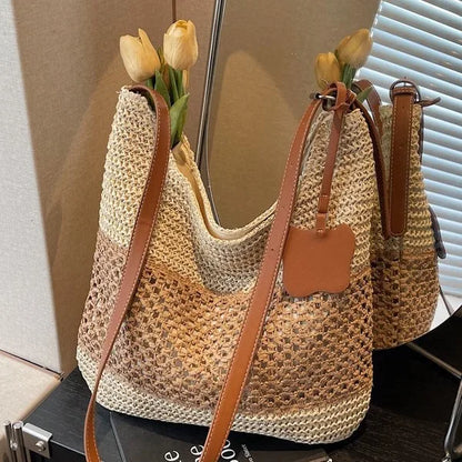 Open weave striped shoulder bag – Cream and tan bag on a table with flowers | BTendance