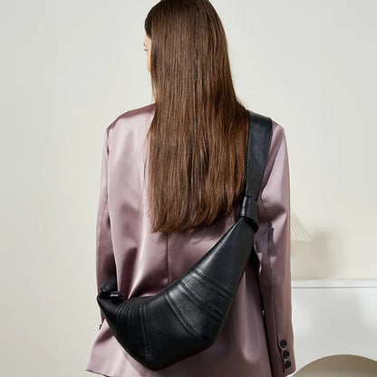 Panelled crescent sling bag – Black bag worn across the back | BTendance
